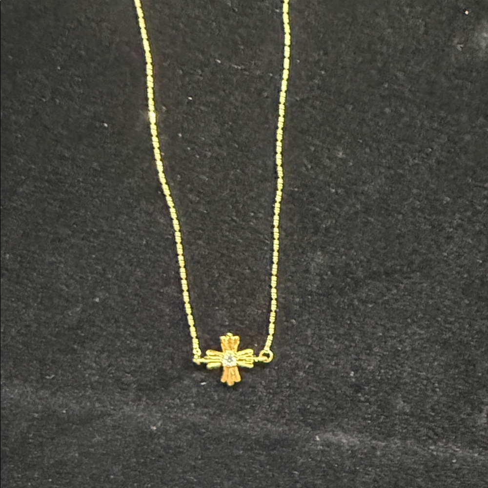 Elegant Gold Cross Pendant Necklace